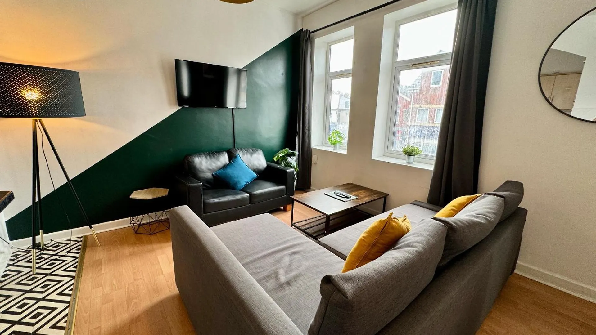 Space For Groups, 10 Mins From Queen St! Cardiff United Kingdom